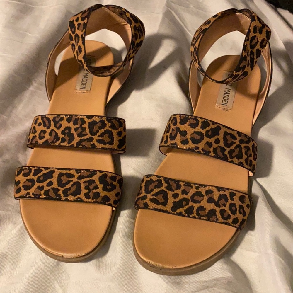 Steve Madden cheetah print sandals